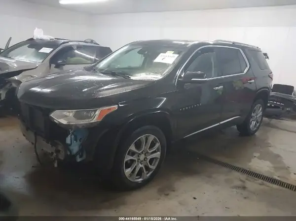 1GNERKKW8JJ105039 2018 CHEVROLET TRAVERSE - Image 2