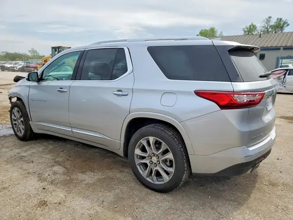 1GNERKKW8JJ115389 2018 CHEVROLET TRAVERSE - Image 2