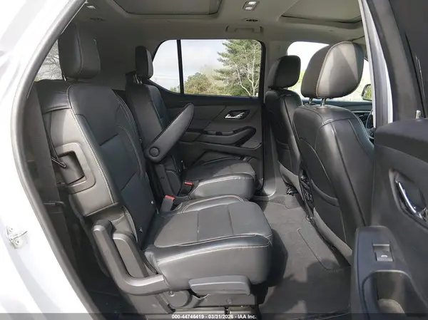 1GNERKKW8JJ122925 2018 CHEVROLET TRAVERSE - Image 8