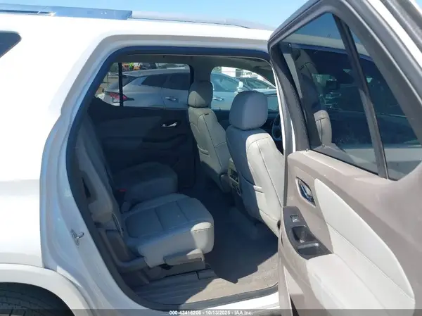 1GNERKKW8JJ154029 2018 CHEVROLET TRAVERSE - Image 8