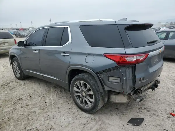 1GNERKKW8JJ156024 2018 CHEVROLET TRAVERSE - Image 2