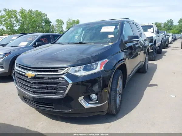 1GNERKKW8JJ239453 2018 CHEVROLET TRAVERSE - Image 2