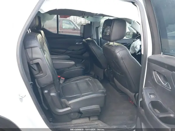 1GNERKKW8JJ258147 2018 CHEVROLET TRAVERSE - Image 8
