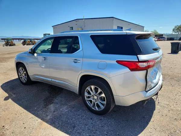 1GNERKKW8KJ226218 2019 CHEVROLET TRAVERSE - Image 2