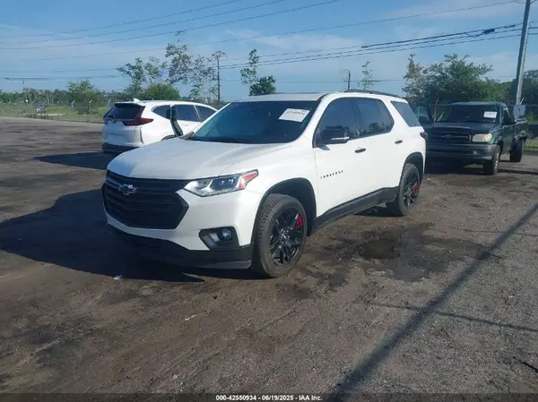 1GNERKKW8MJ235519 2021 CHEVROLET TRAVERSE - Image 2