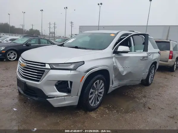 1GNERKKW8NJ103152 2022 CHEVROLET TRAVERSE - Image 2