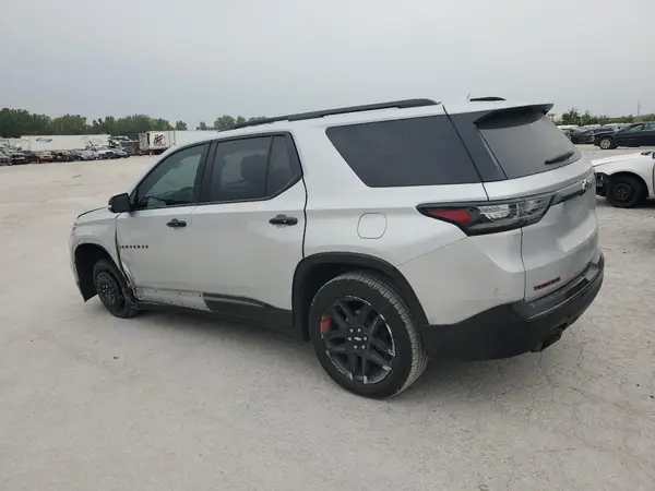 1GNERKKW9JJ100786 2018 CHEVROLET TRAVERSE - Image 2
