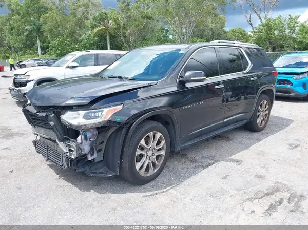 1GNERKKW9JJ213816 2018 CHEVROLET TRAVERSE - Image 2