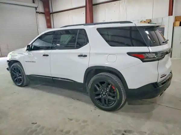 1GNERKKW9JJ240384 2018 CHEVROLET TRAVERSE - Image 2