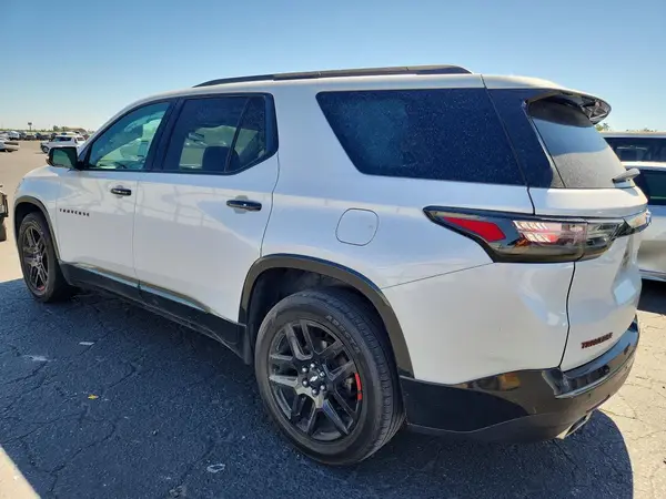 1GNERKKW9JJ252969 2018 CHEVROLET TRAVERSE - Image 2