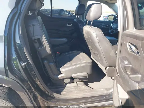 1GNERKKW9KJ135040 2019 CHEVROLET TRAVERSE - Image 8