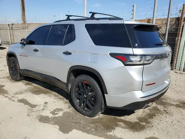 1GNERKKW9MJ164122 2021 CHEVROLET TRAVERSE - Image 2