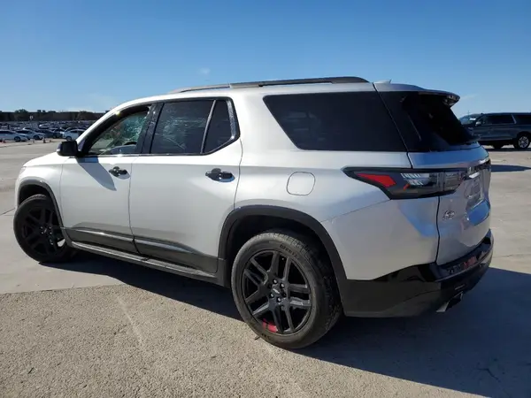 1GNERKKWXJJ115359 2018 CHEVROLET TRAVERSE - Image 2