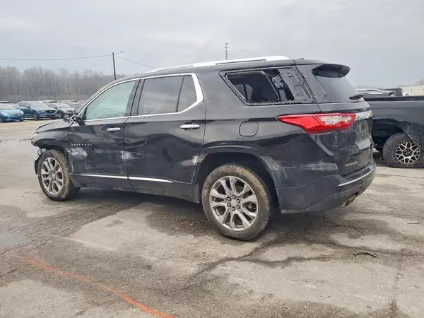 1GNERKKWXJJ152203 2018 CHEVROLET TRAVERSE - Image 2