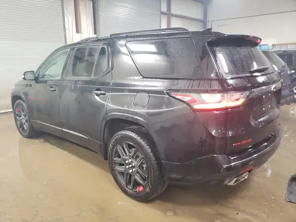 1GNERKKWXJJ182107 2018 CHEVROLET TRAVERSE - Image 2