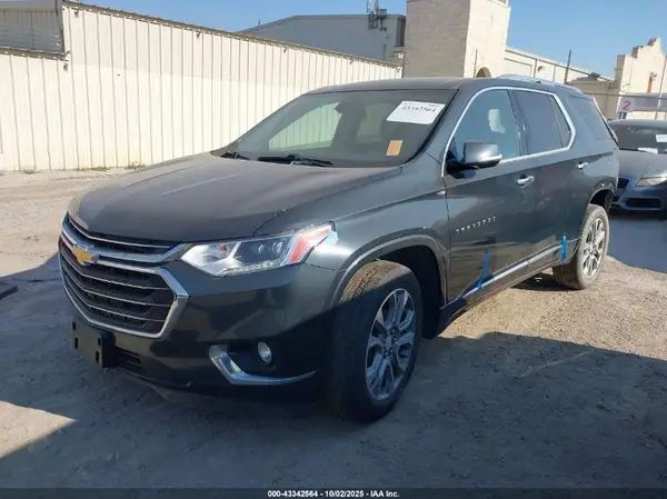 1GNERKKWXKJ256305 2019 CHEVROLET TRAVERSE - Image 2