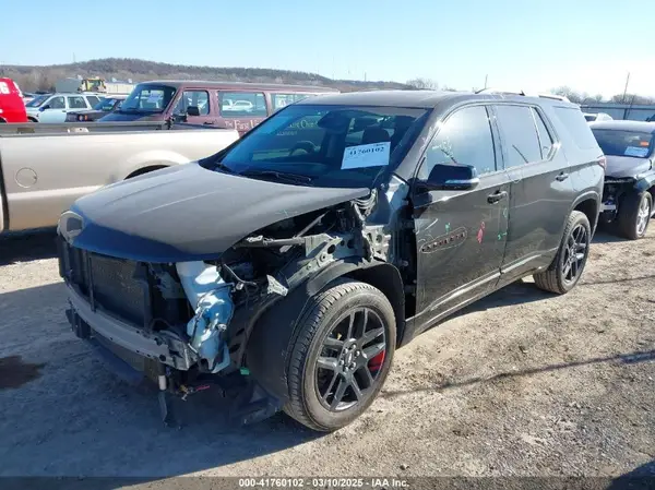 1GNERKKWXLJ270139 2020 CHEVROLET TRAVERSE - Image 2