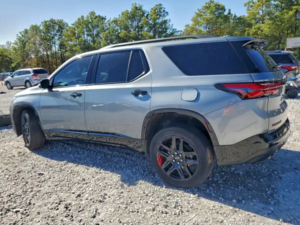 1GNERKKWXPJ135670 2023 CHEVROLET TRAVERSE - Image 2