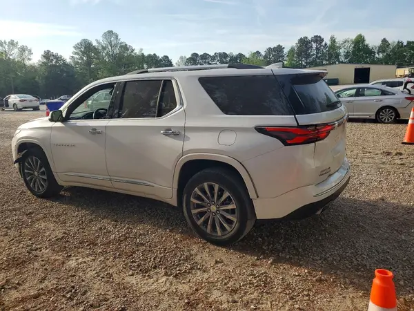 1GNERKKWXPJ185968 2023 CHEVROLET TRAVERSE - Image 2