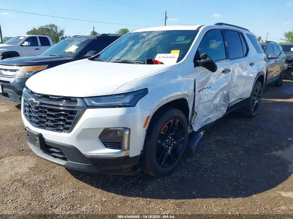 1GNERKKWXPJ308541 2023 CHEVROLET TRAVERSE - Image 2