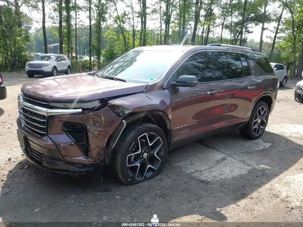 1GNERKRS2SJ224242 2025 CHEVROLET TRAVERSE - Image 2