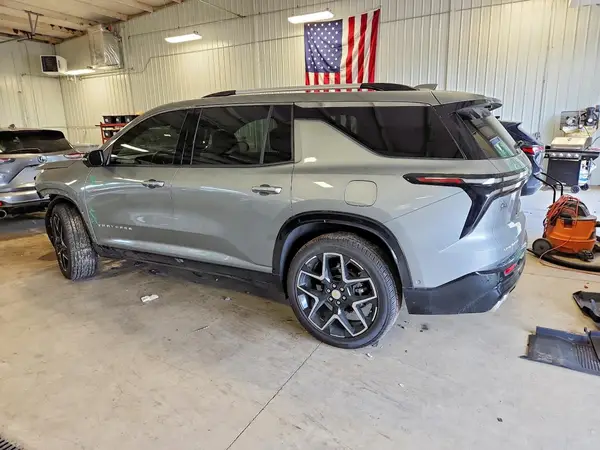 1GNERKRS4SJ308661 2025 CHEVROLET TRAVERSE - Image 2