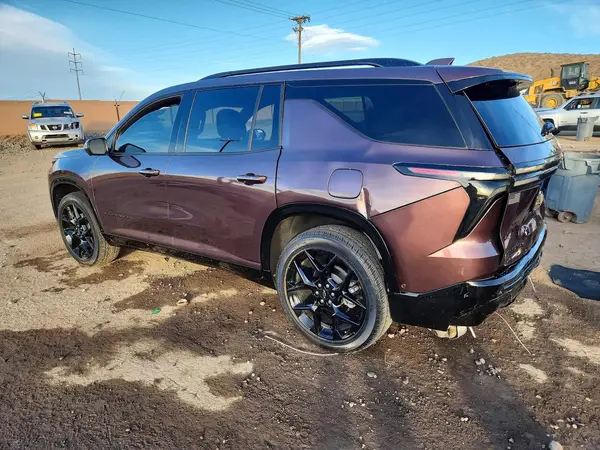 1GNERLKS2RJ205488 2024 CHEVROLET TRAVERSE - Image 2