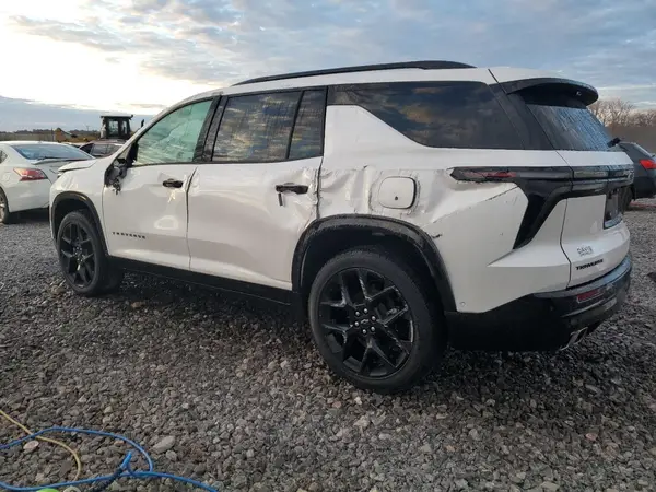 1GNERLKS5RJ227677 2024 CHEVROLET TRAVERSE - Image 2