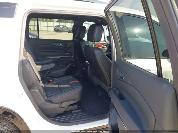 1GNERLKS6RJ201637 2024 CHEVROLET TRAVERSE - Image 8