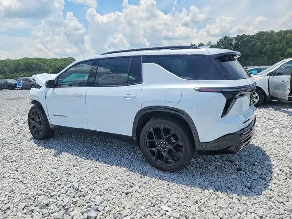 1GNERLKSXTJ131163 2026 CHEVROLET TRAVERSE - Image 2