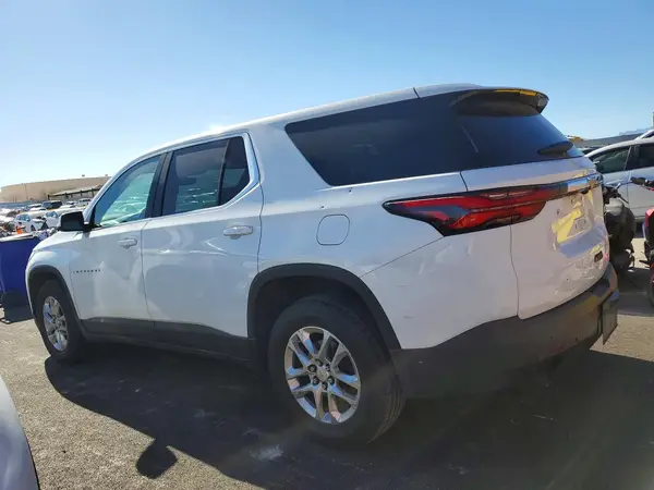 1GNERLKWXNJ175055 2022 CHEVROLET TRAVERSE - Image 2