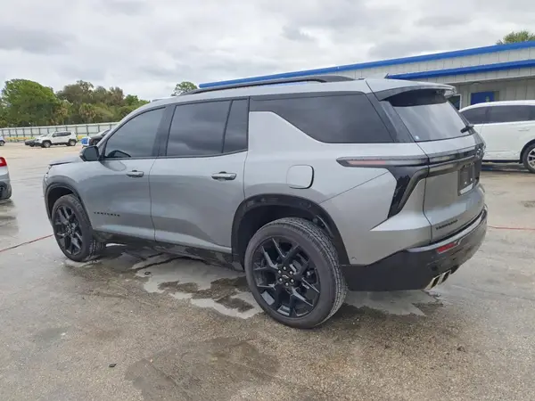 1GNERLRS3SJ299599 2025 CHEVROLET TRAVERSE - Image 2