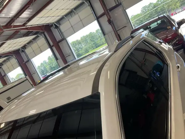 1GNERMKW2JJ235877 2018 CHEVROLET TRAVERSE - Image 2