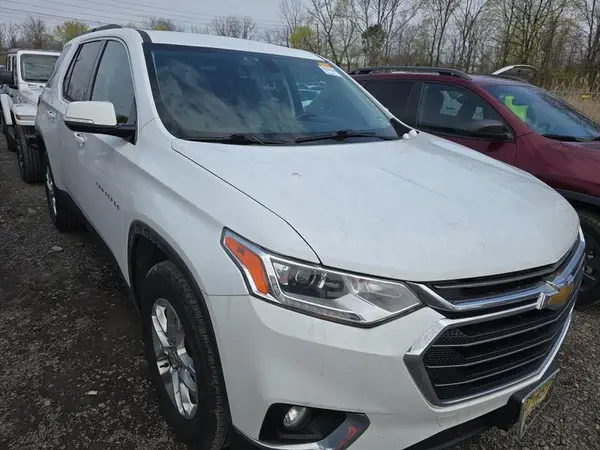 1GNERMKW2KJ218773 2019 CHEVROLET TRAVERSE - Image 2