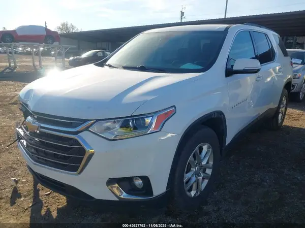 1GNERMKW3KJ250843 2019 CHEVROLET TRAVERSE - Image 2