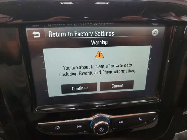 1GNERMKW4JJ236304 2018 CHEVROLET TRAVERSE - Image 2