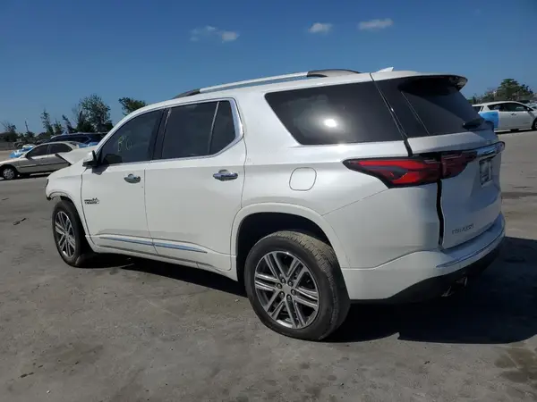 1GNERNKW1NJ174405 2022 CHEVROLET TRAVERSE - Image 2
