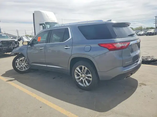1GNERNKW2MJ129889 2021 CHEVROLET TRAVERSE - Image 2