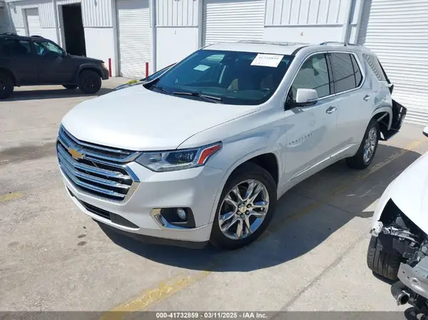 1GNERNKW8LJ282405 2020 CHEVROLET TRAVERSE - Image 2