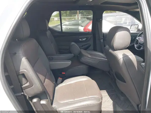 1GNERNKW8NJ160453 2022 CHEVROLET TRAVERSE - Image 8