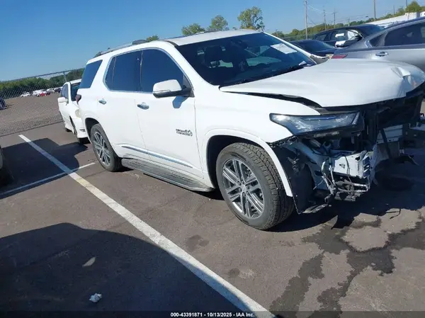 1GNERNKW8PJ137399 2023 CHEVROLET TRAVERSE - Image 1