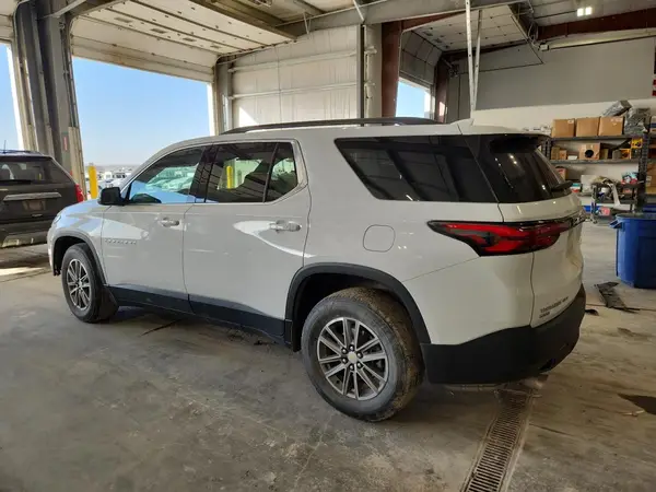 1GNETVKW1RJ138351 2024 CHEVROLET TRAVERSE - Image 2