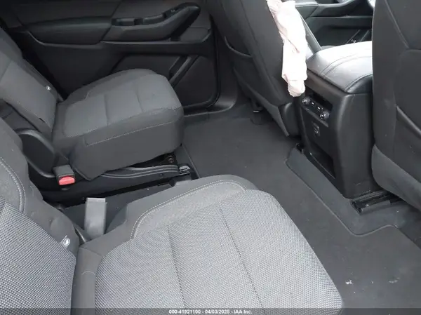 1GNETVKW5RJ137400 2024 CHEVROLET TRAVERSE - Image 8
