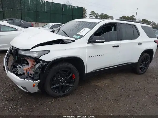 1GNETZKW8RJ136958 2024 CHEVROLET TRAVERSE - Image 2