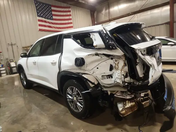 1GNEVEKS7RJ166730 2024 CHEVROLET TRAVERSE - Image 2