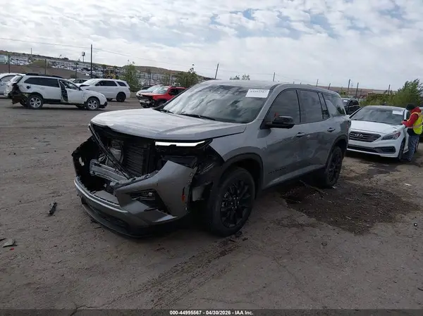 1GNEVEKS9RJ179155 2024 CHEVROLET TRAVERSE - Image 2