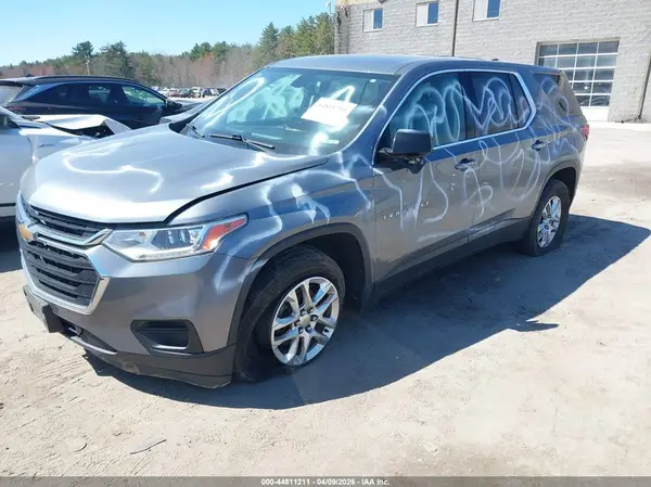 1GNEVFKW0KJ143093 2019 CHEVROLET TRAVERSE - Image 2