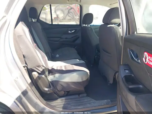 1GNEVFKW0KJ143093 2019 CHEVROLET TRAVERSE - Image 8