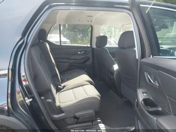 1GNEVFKW0KJ162114 2019 CHEVROLET TRAVERSE - Image 8
