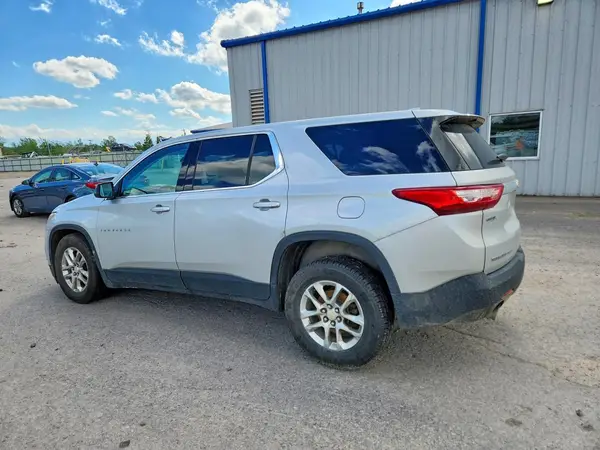 1GNEVFKW0LJ115084 2020 CHEVROLET TRAVERSE - Image 2